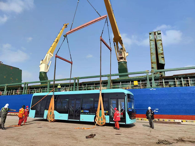 申龍汽車純電動大巴駛?cè)肓_馬尼亞，開辟歐洲新版圖